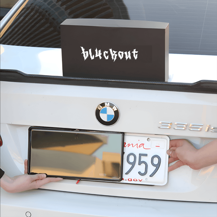 Official Blackout™ Capa de Placa - USA/Canada Carro