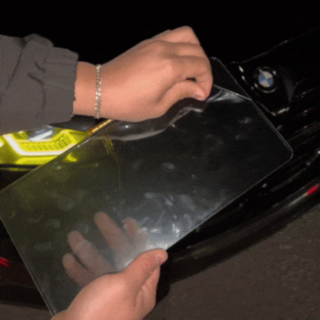 Official Blackout™ Capa de Placa - USA/Canada Motorcycle